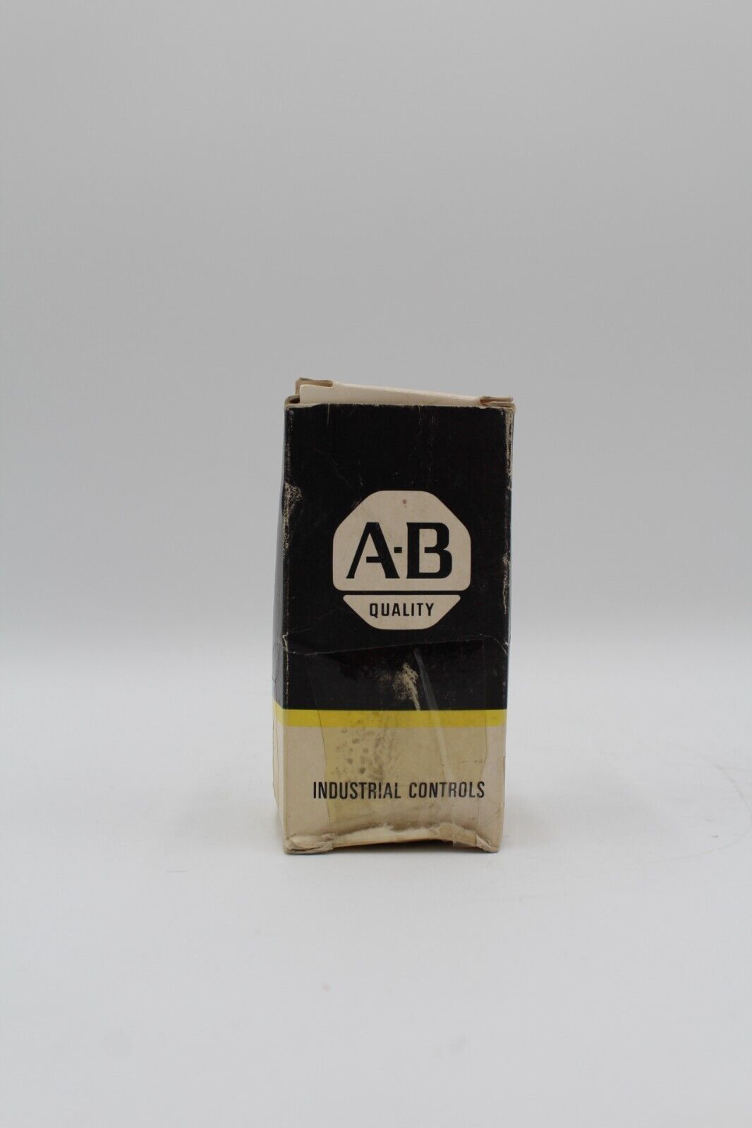 Allen Bradley 800T-D1JA Jumbo Mushroom Head Push Button