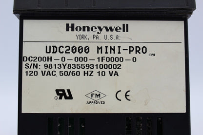 Honeywell DC200H-0-000-1F0000-0 Temperature Controller