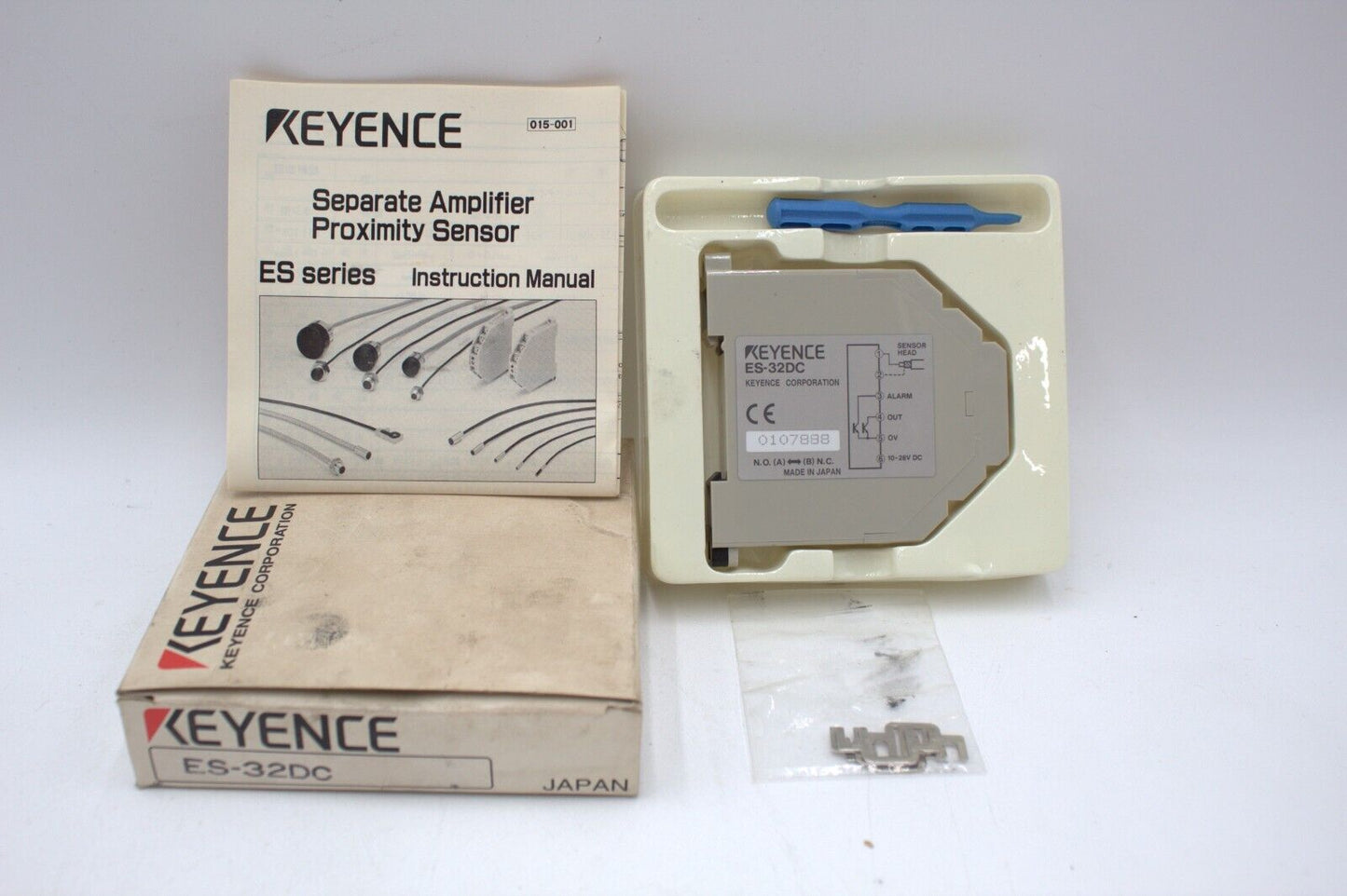 Keyence ES-32DC Proximity Sensor