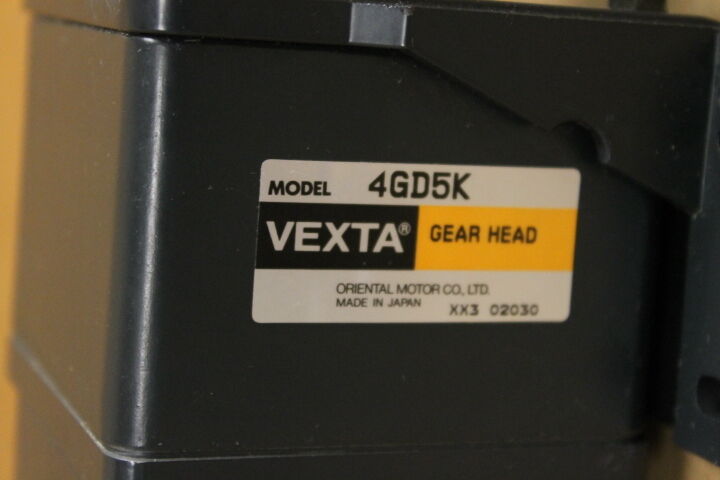 ORIENTAL MOTOR KBLM460GD-CM VEXTA MOTOR WITH 4GD5K VEXTA GEARHEAD