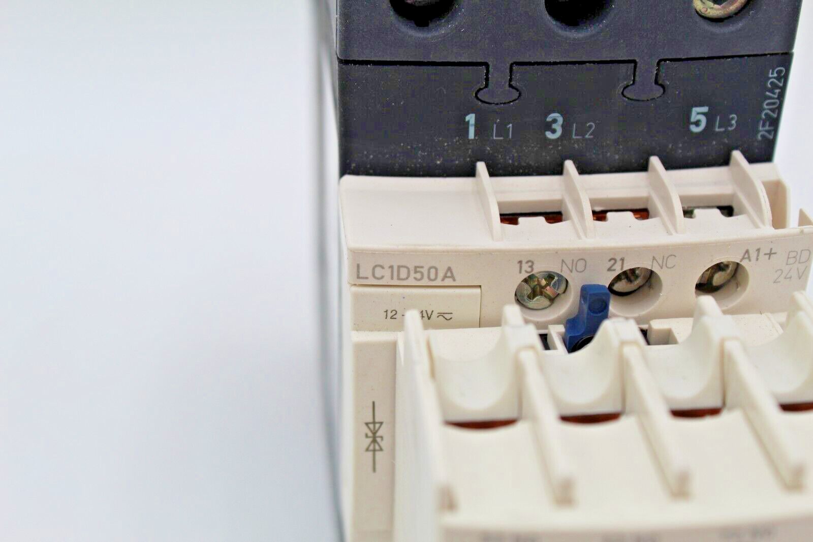 Schneider Electric LC1D40A Contactor w/ LADN40 Contact Block