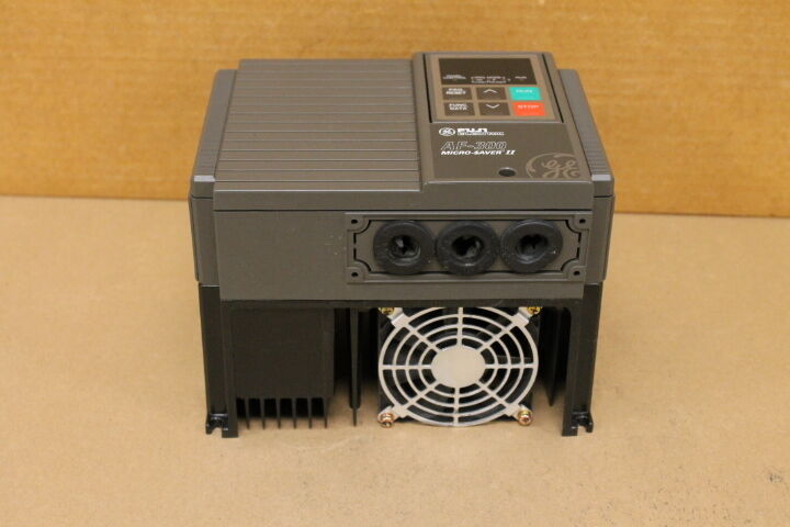 GE FUJI ELECTRIC 6KM$243005N1A1 AF-300 MICRO-$AVER II W/ 6KM$2KP1 PANEL CONTROL