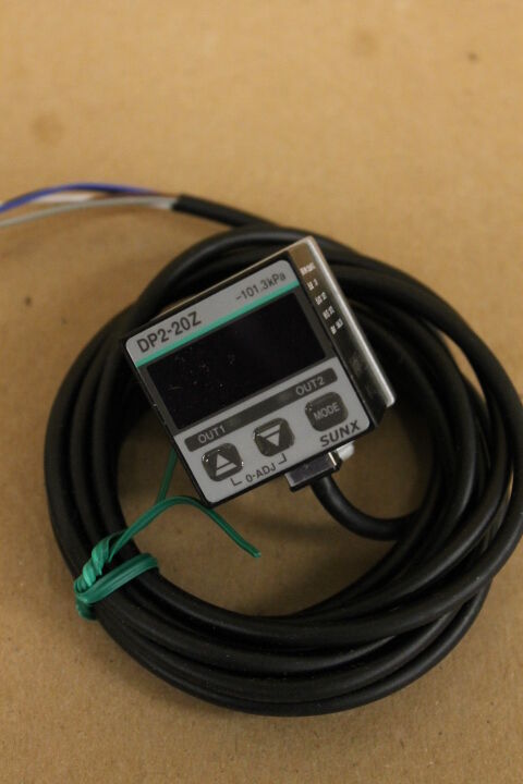 SUNX DP2-20Z DIGITAL PRESSURE SENSOR