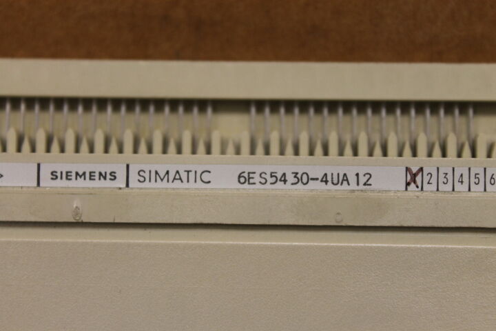 SIEMENS 6ES5430-4UA12 DIGITAL INPUT