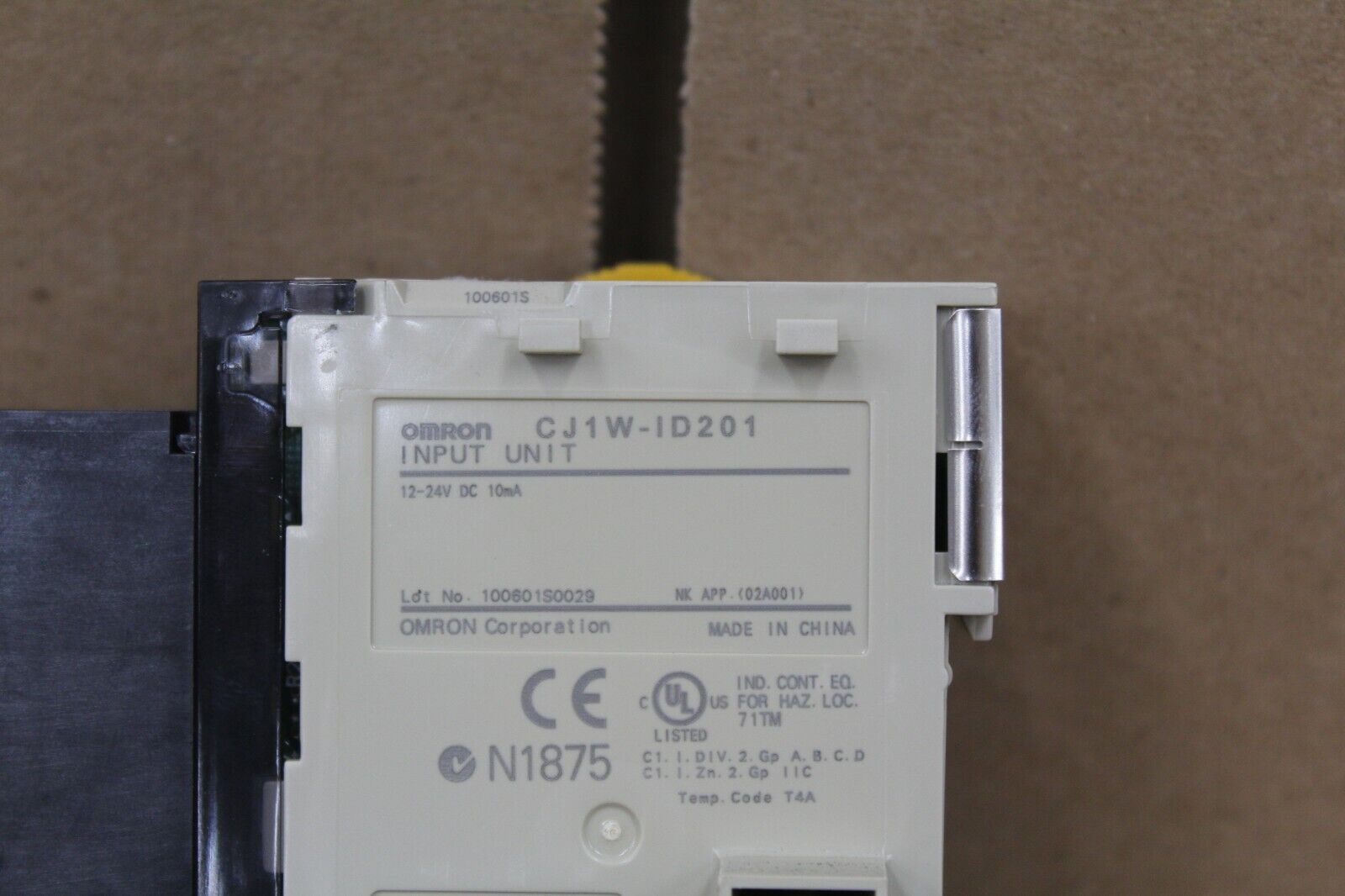 Omron CJ1W-ID201 Input Module