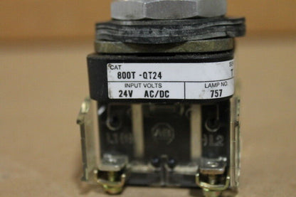 ALLEN BRADLEY 800T-QT24 SER. T GREEN PUSH BUTTON