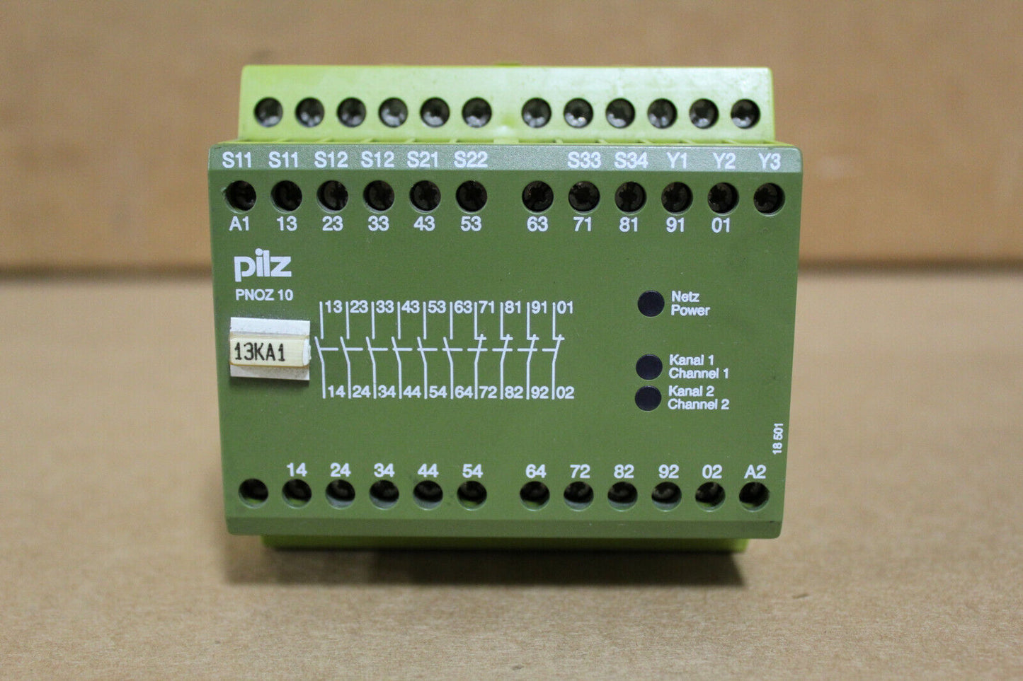 Pilz 774009 PNOZ 10 6S Safety Relay