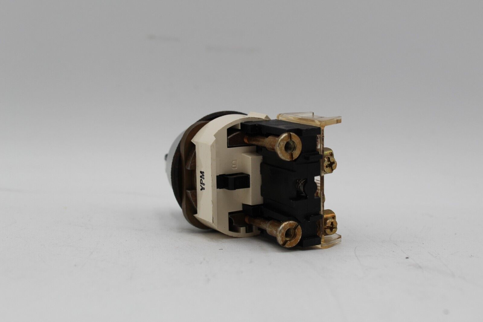 Allen-Bradley 800T-J91 3-Position Selector Switch