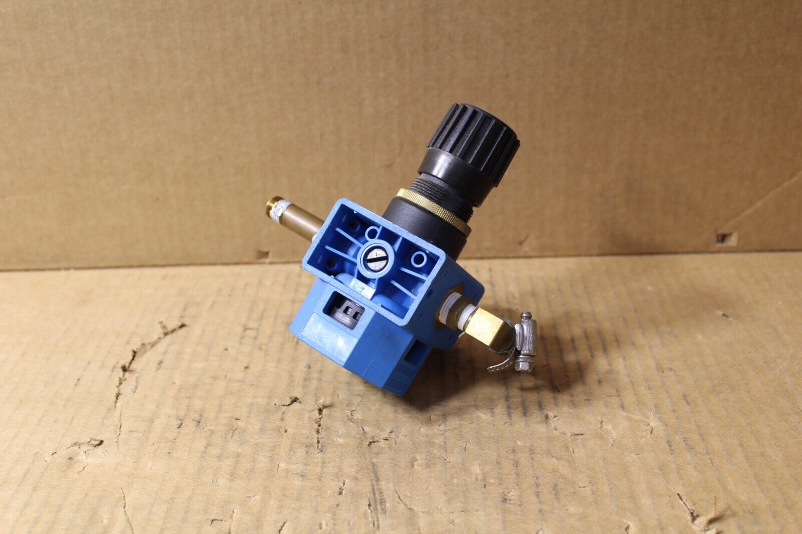 Festo LR-3/8-S-B-NPT Pneumatic Regulator