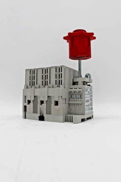 Allen-Bradley 194R-J60-1753S Bulletin Disconnect Switch with Pole/Fuses