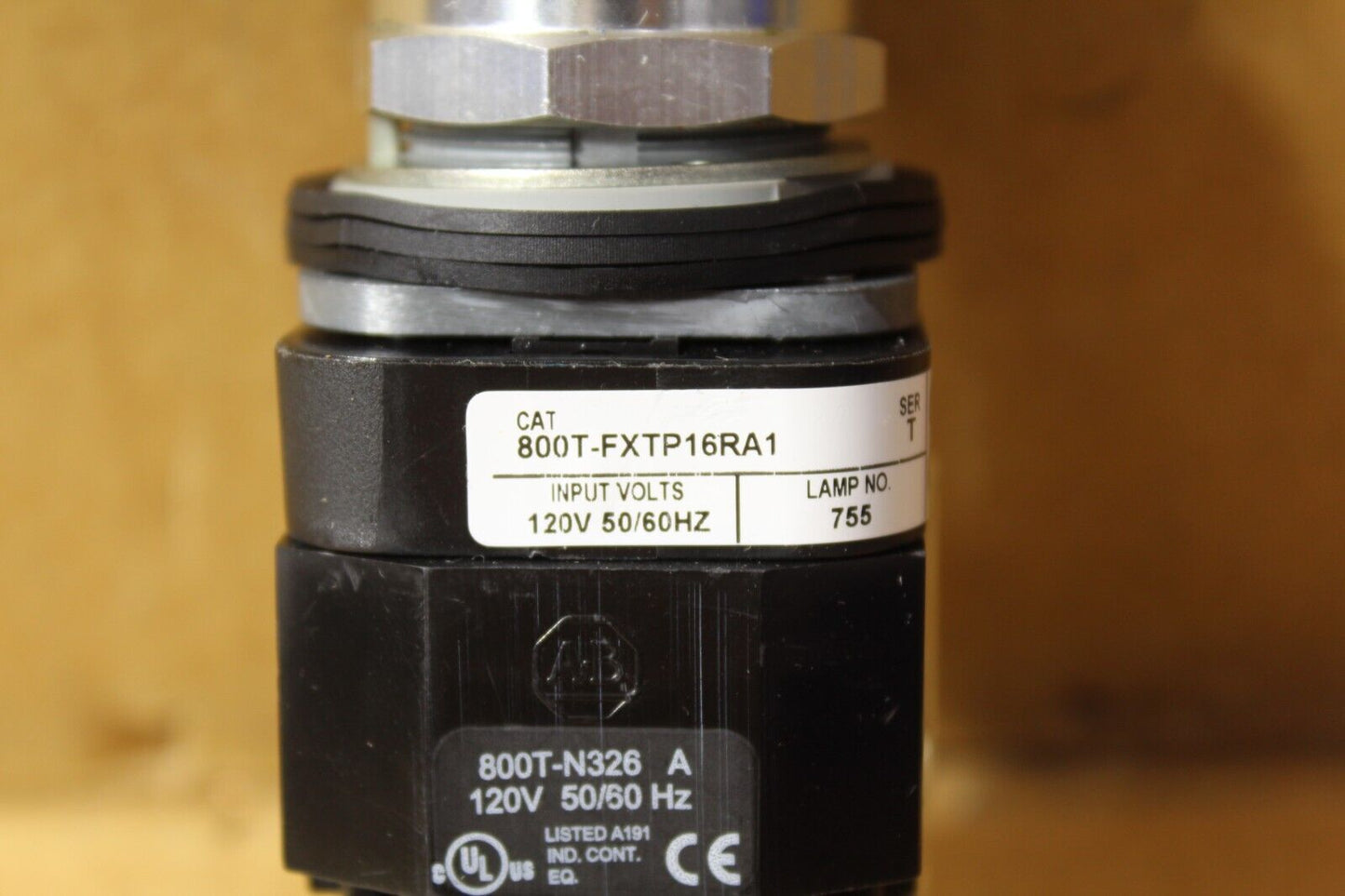 Allen-Bradley 800T-FXTP16RA1 Red Push Button