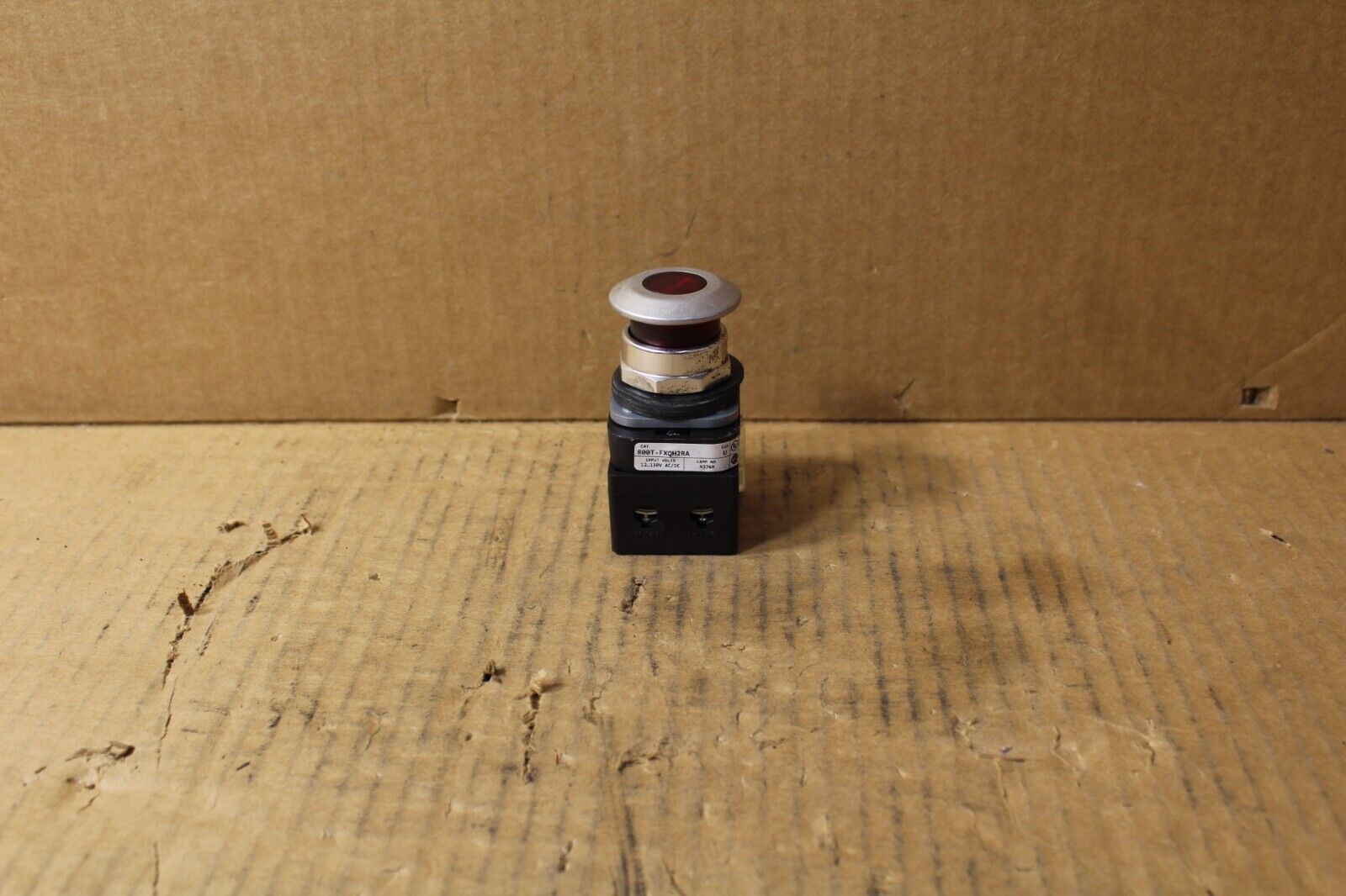 Allen-Bradley 800T-FXQH2RA Red Mushroom Push Button
