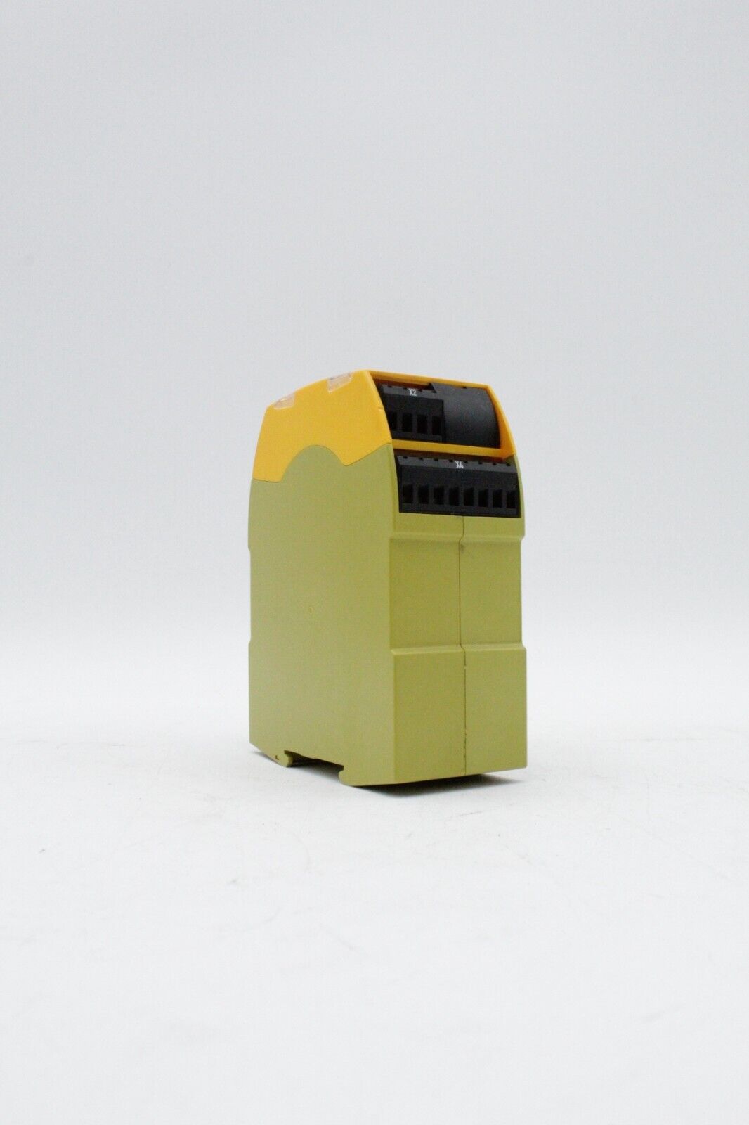 Pilz PNOZ s11 24VDC 8n/o 1n/c Safety Relay