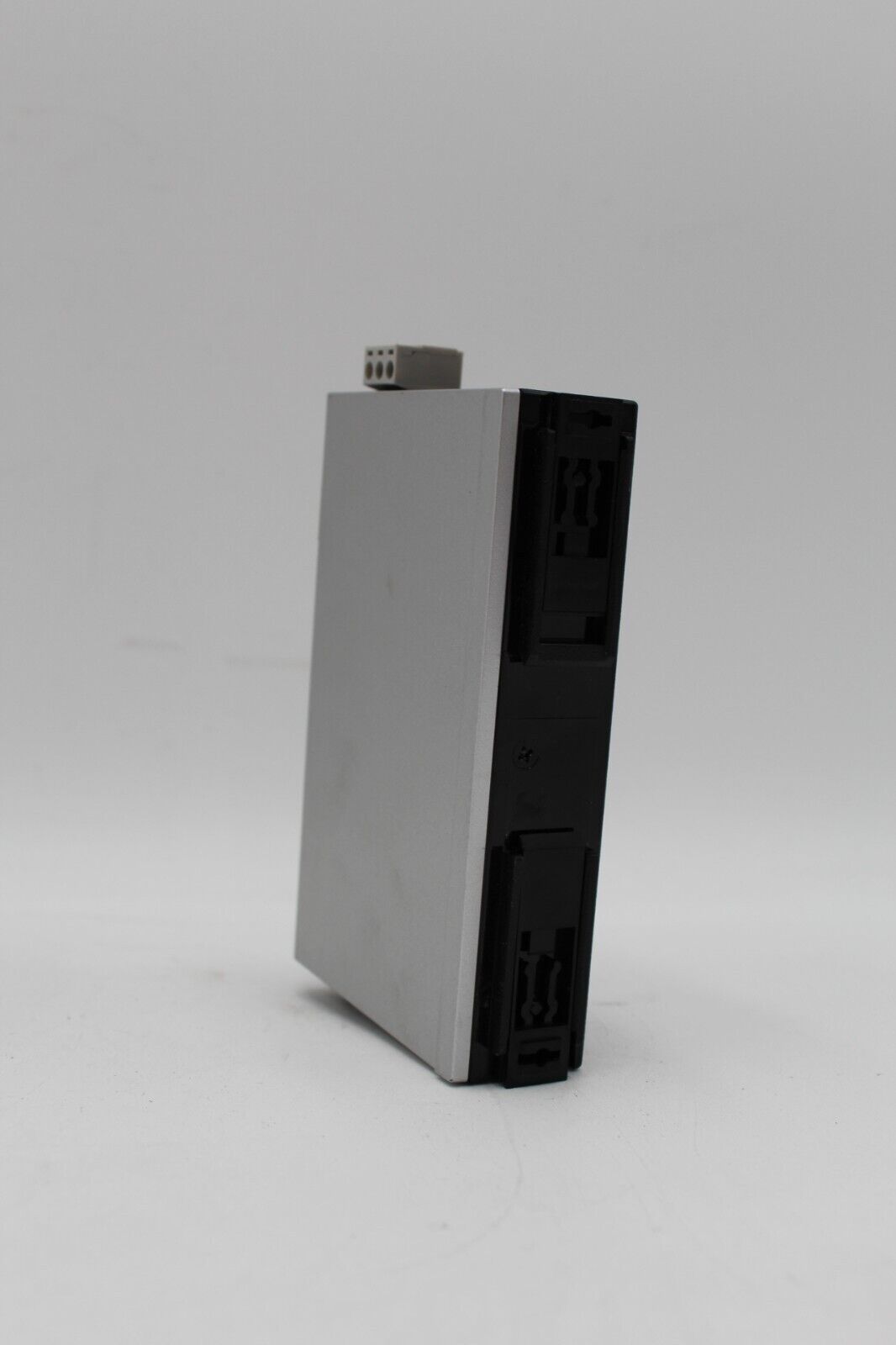 Moxa ioLogikE1240 Ethernet Module