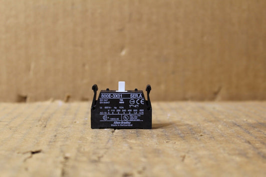 Allen-Bradley 800E-3X01 Contact Block