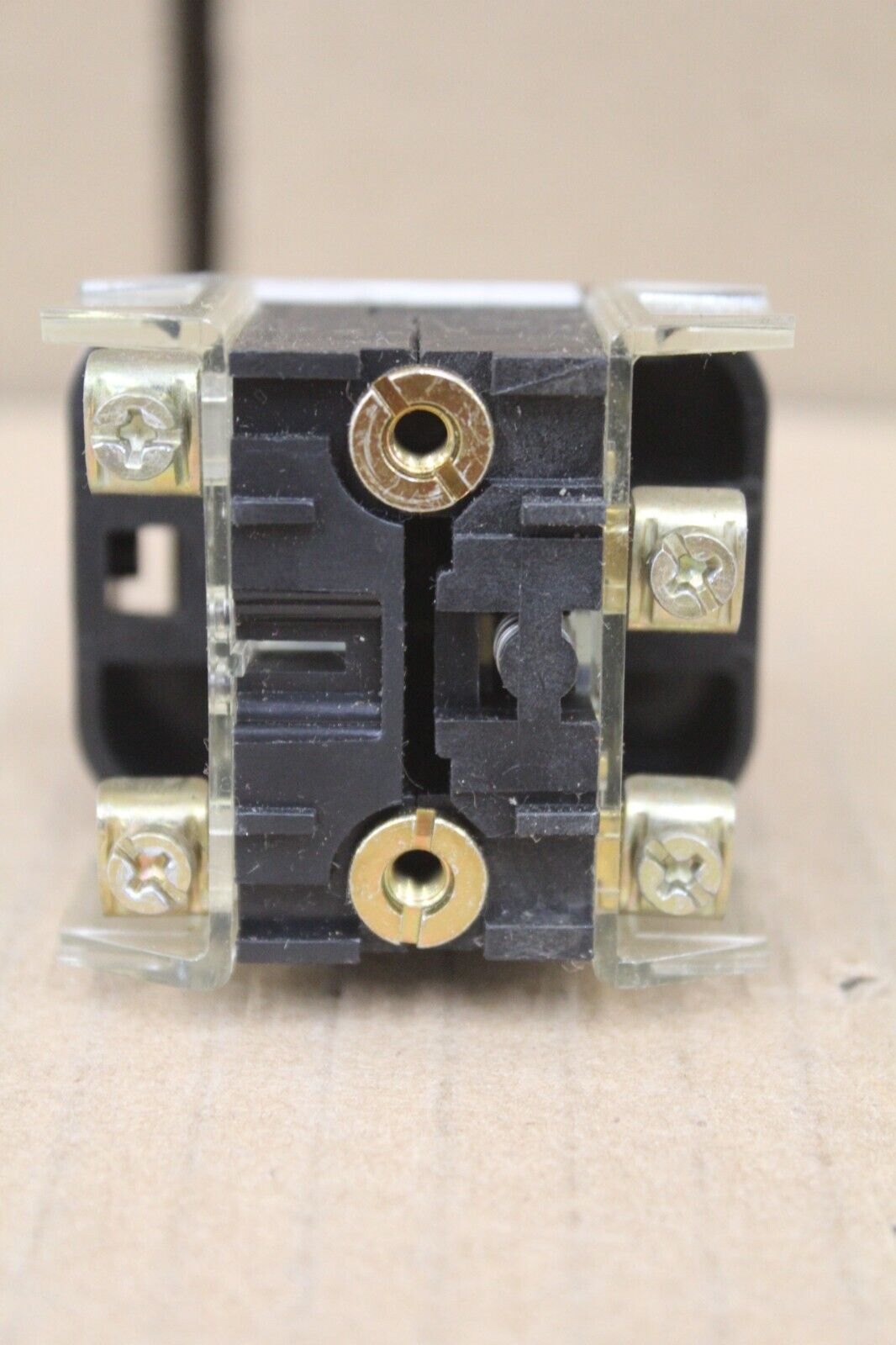 Allen Bradley 800T-QBH24GD1 Green Push Button