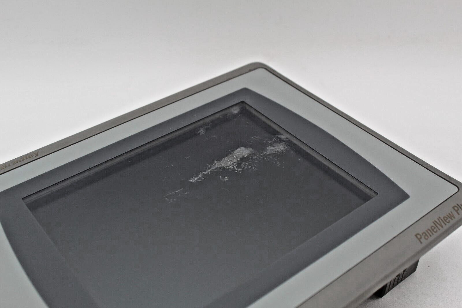 Allen-Bradley 2711P-T7C21D8S PanelView Plus 7 Operator Interface Panel (READ!)