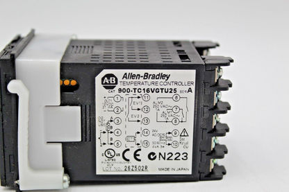 Allen-Bradley 900-TC16VGTU25 Temperature Controller