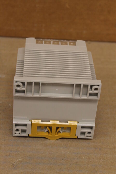 OMRON S82K-03005 POWER SUPPLY