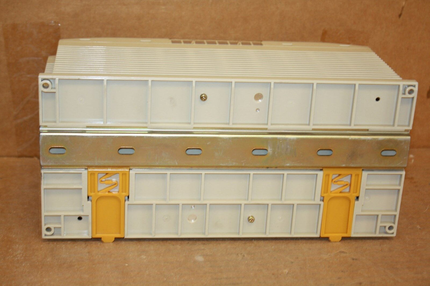 OMRON S82K-24024 POWER SUPPLY