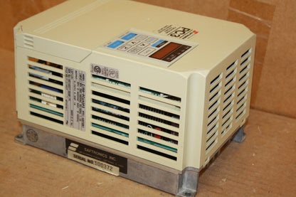IDM CONTROLS CIMR-PCU40P2 5HP MINI AC DRIVE