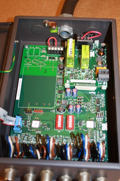 SCIENTIFIC TECHNOLOGIES MC6DC-0016 SAFETY MAT CONTROLLER