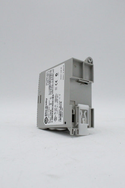 Allen-Bradley 1762-OB16 MicroLogix 16 Pt. 24 VDC Source Output Module (No Cover)