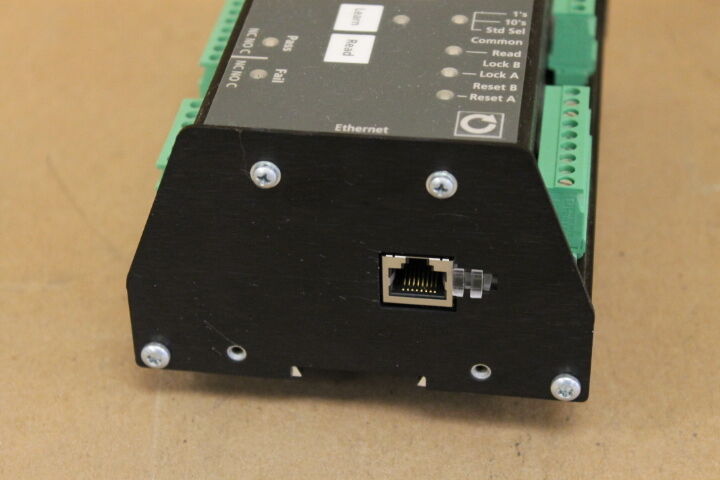 X-RITE VC100B PROGRAMMABLE HUB