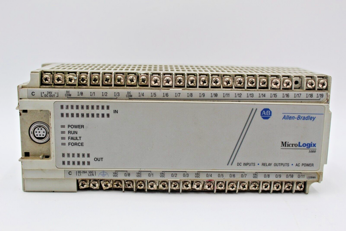 Allen-Bradley 1761-L32BWA MicroLogix 1000 PLC (Broken Din Rail Mount)