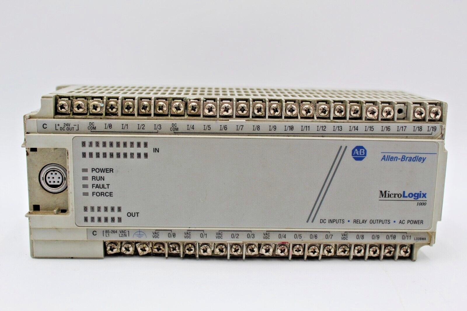 Allen-Bradley 1761-L32BWA MicroLogix 1000 PLC (Broken Din Rail Mount)