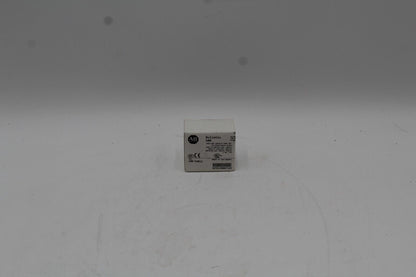 Allen-Bradley 100-FAB11 Front Mnt. Auxiliary Contact