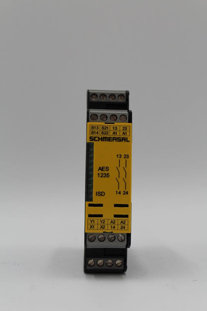 Schmersal AES 1235 101170049 Safety Relay Module