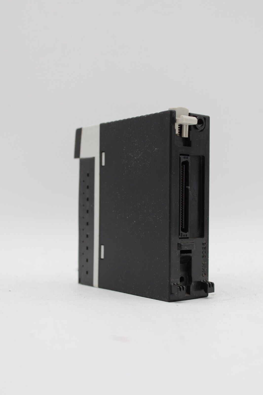Moeller / Eaton Corporation XIOC-8DO Digital Output Module