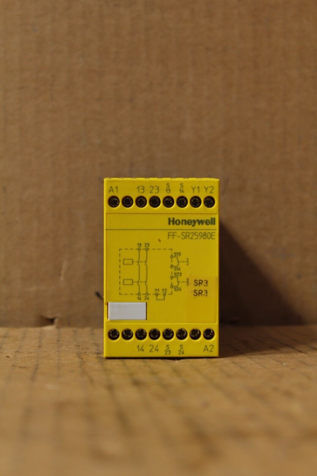 Honeywell FF-SR25980E Safety Relay