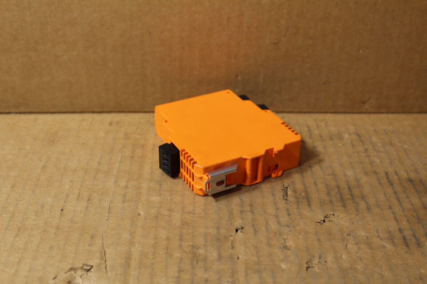 IFM Electric DN0210 AC Switching Amplifier