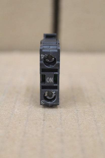 Allen Bradley 800F-X10 Contact Block