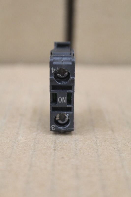 Allen Bradley 800F-X10 Contact Block