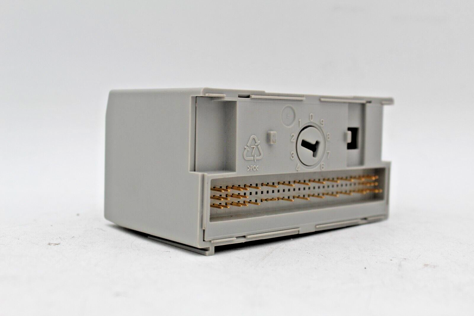 Allen-Bradley 1794-OC16 Flex I/O 48 VDC Source Output Module