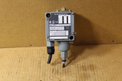 Allen-Bradley 836T-T261J Pressure Control Switch