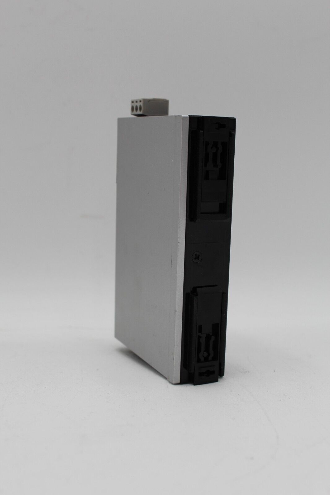 Moxa ioLogikE1211 Ethernet Module