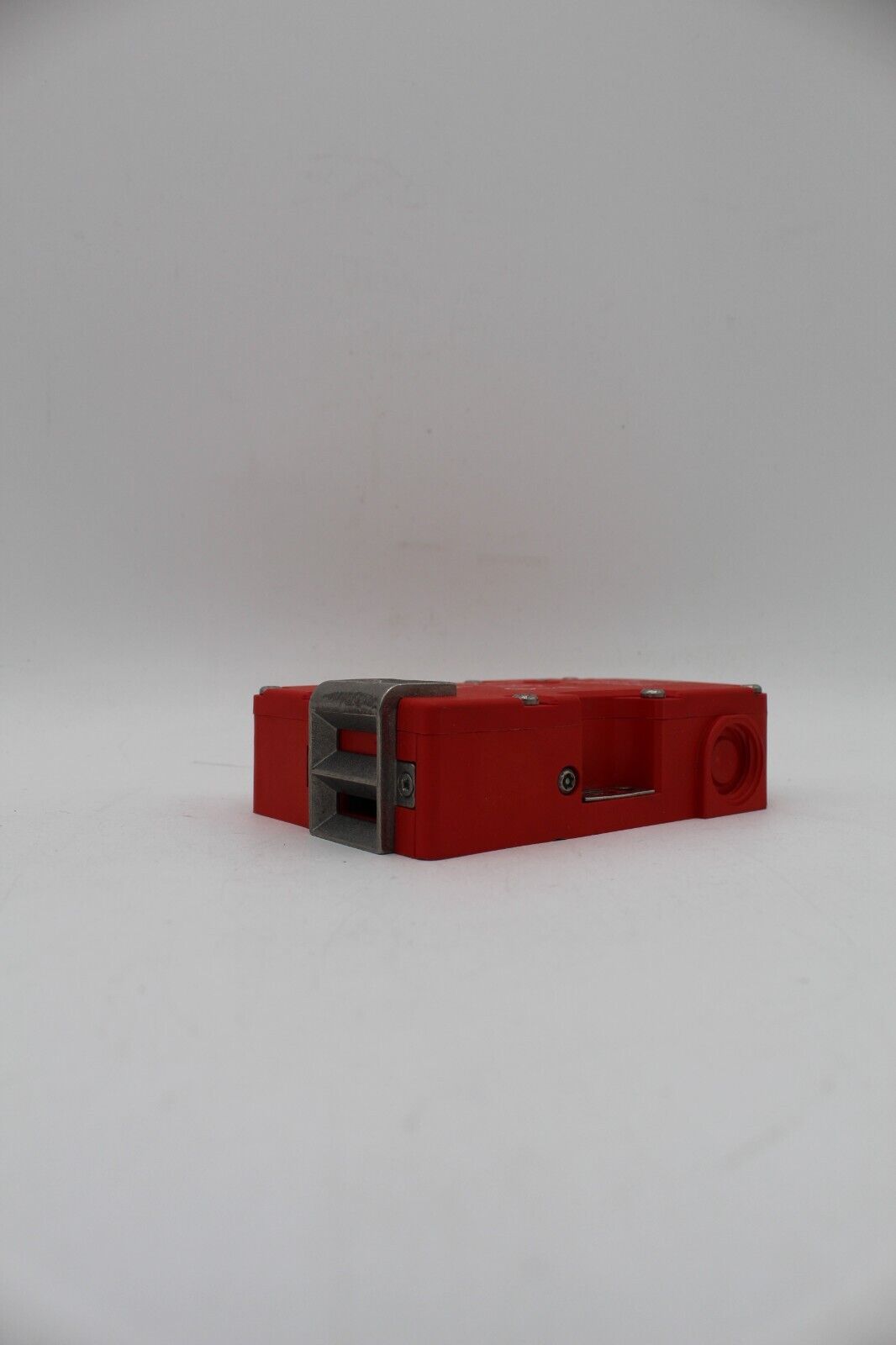 Allen-Bradley 440G-T27241 / TLS2-GD2 Guardmaster Safety Switch (NO KEY)