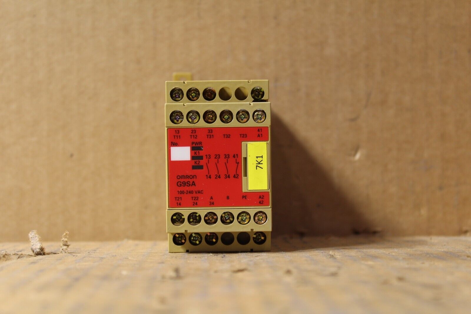 Omron G9SA-301 Safety Relay Unit