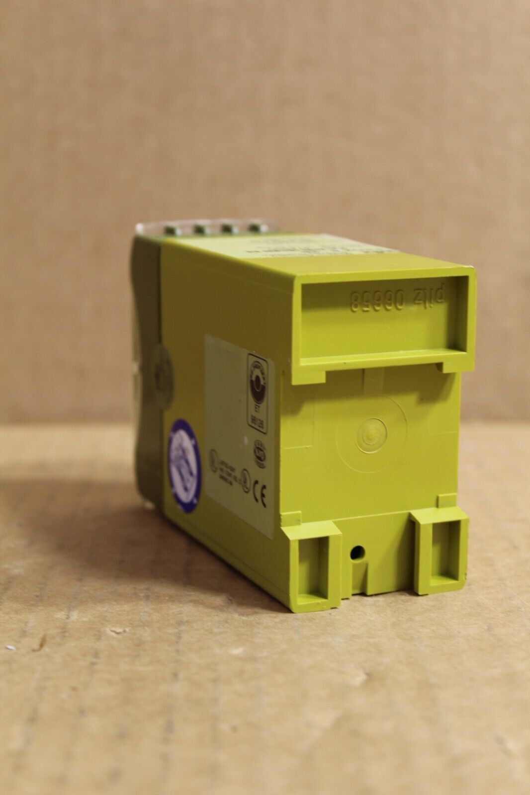PILZ PNOZ 5 2s Safety Relay