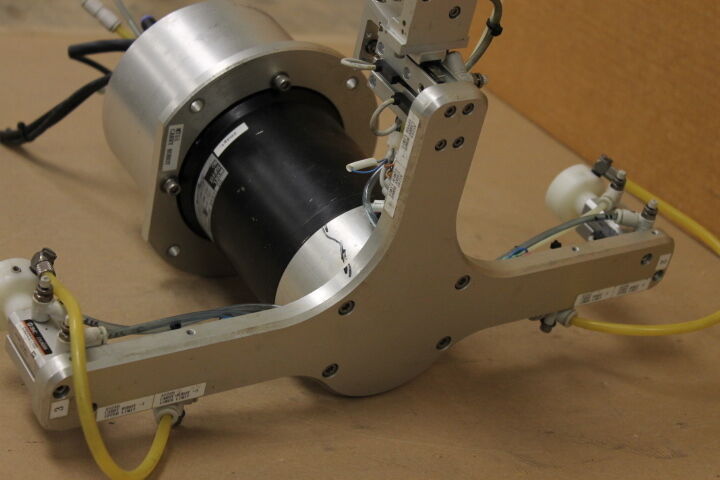 YOKOGAWA DB5C-015G-2E0A4G2 SERVO ACTUATOR