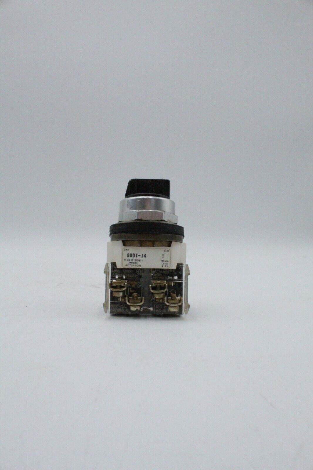Allen-Bradley 800T-J4 3-Position Selector Switch