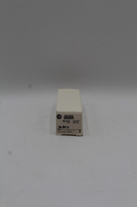 Allen-Bradley 800MR-A2B Small Round Flush Head Push Button