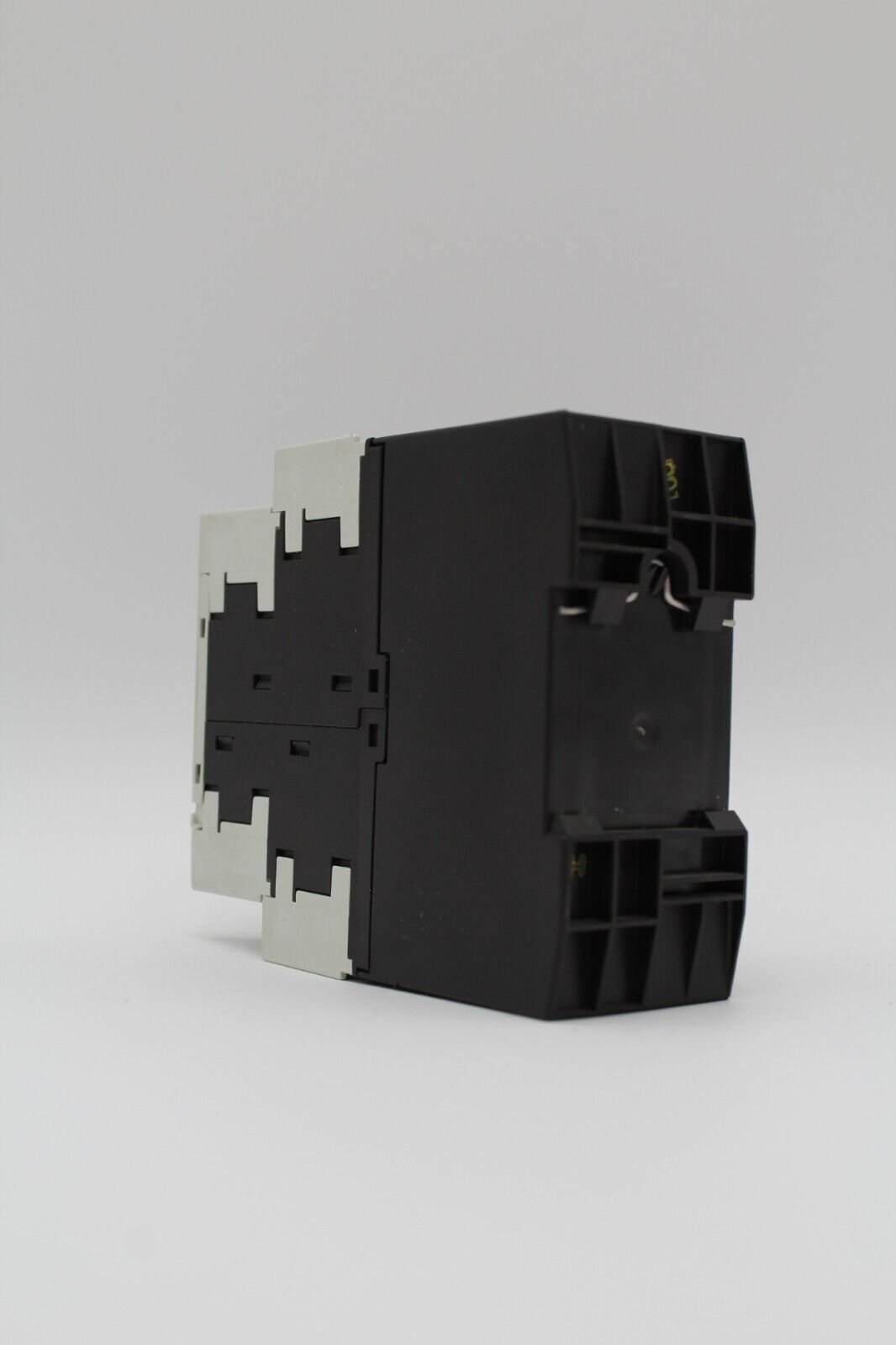 Siemens 3TK2828-1BB41 Safety Switch Gear