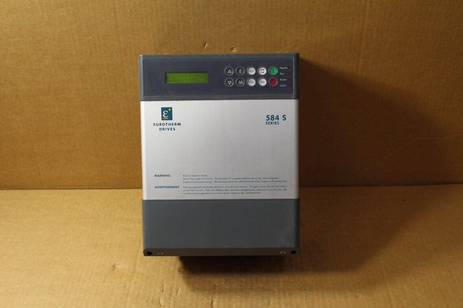 Eurotherm Drives 584S/0040/400/0010/US/000/0000/000/B0/000/000 Inverter
