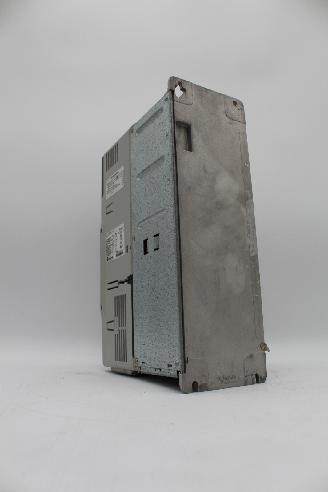 Allen-Bradley 20BD3P4A3AYNADC1 PowerFlex 700 AC Drive
