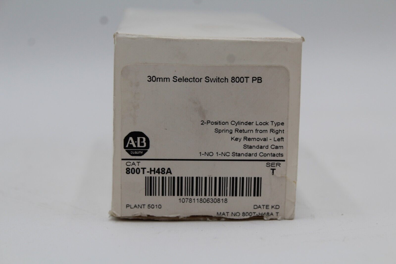 Allen-Bradley 800T-H48A 30mm Selector Switch